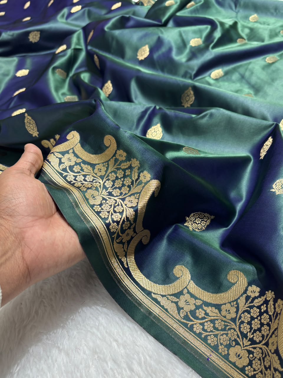 BANARASI HANDLOOM MASHRU SILK