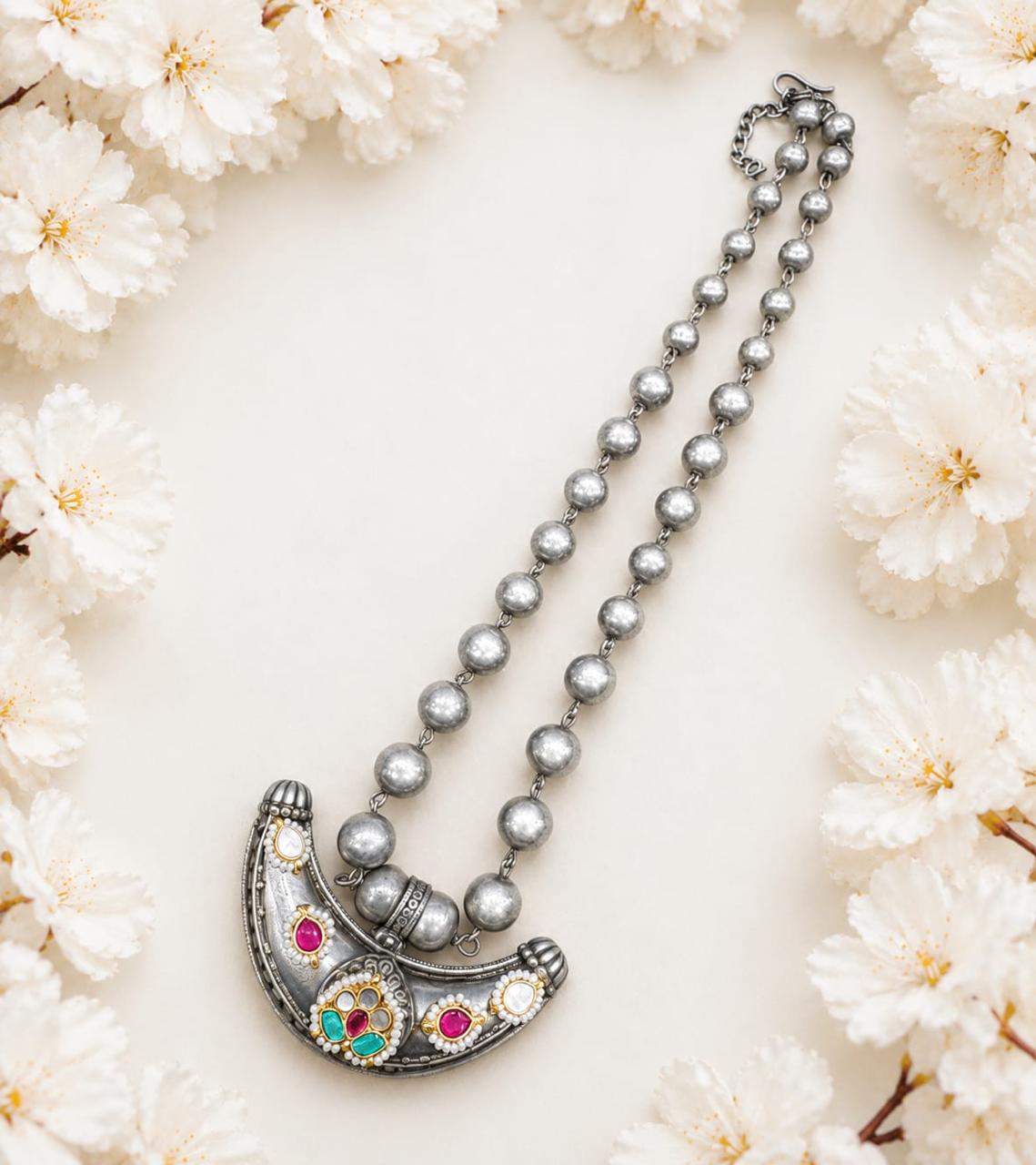 (LIMITED EDITION) KUNDAN FASHION SLA NECKPIECE