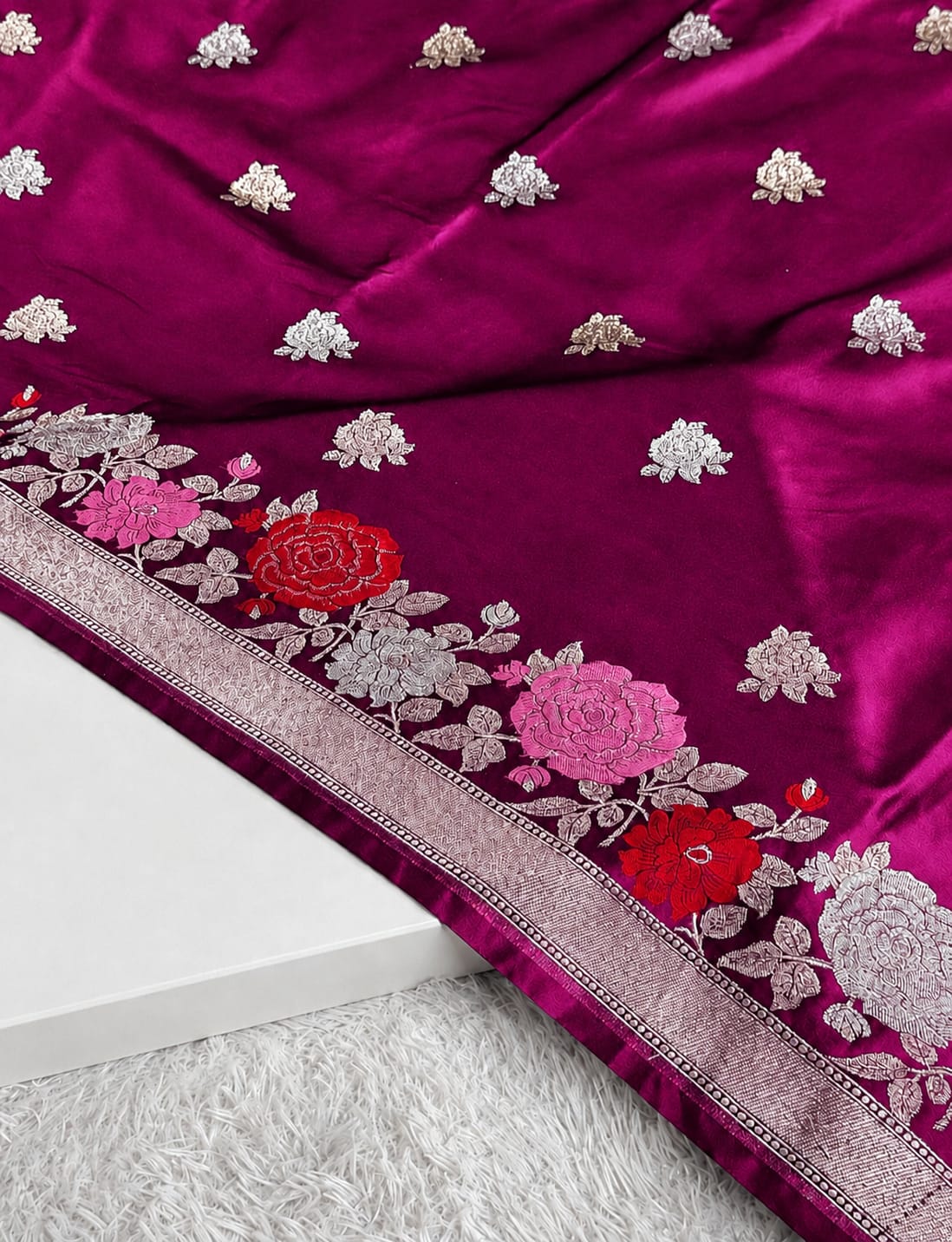 Banarasi Handloom Mashru Silk Saree (with Meenakari Floral Border)