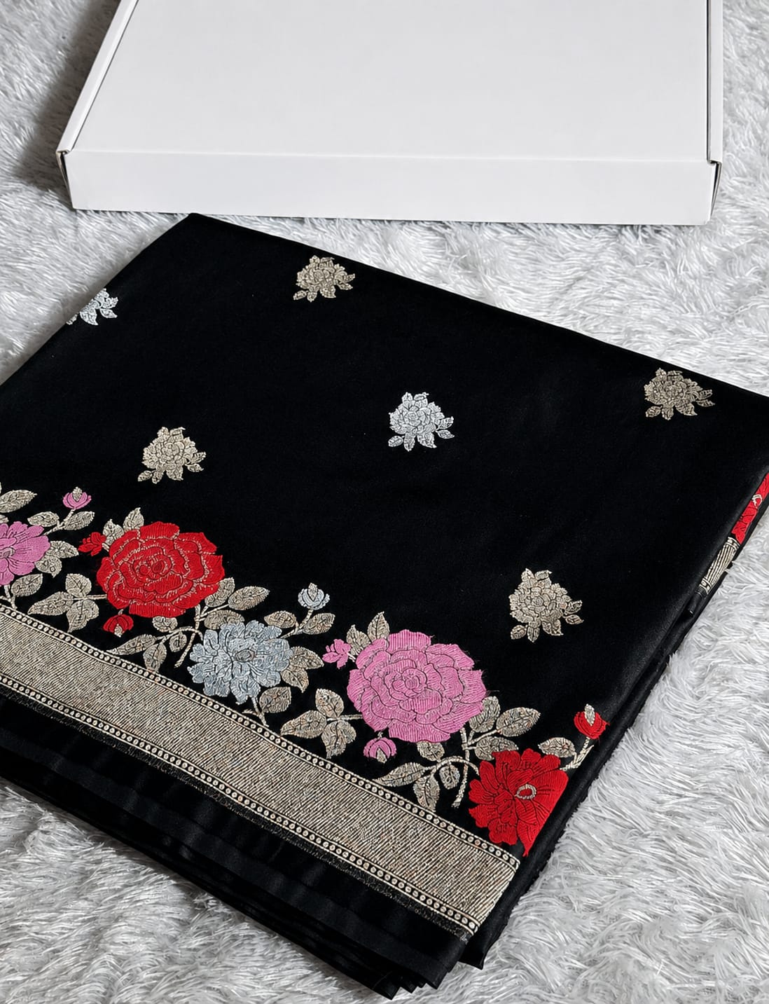 Banarasi Handloom Mashru Silk Saree (with Meenakari Floral Border)